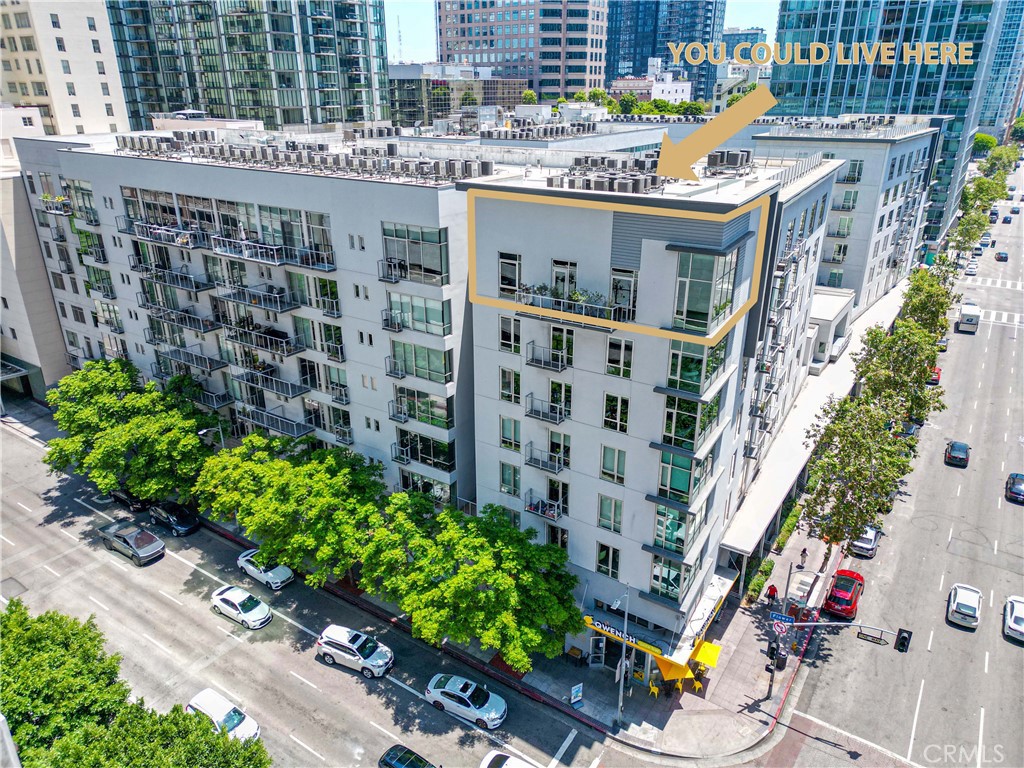 645 W 9th Street 703