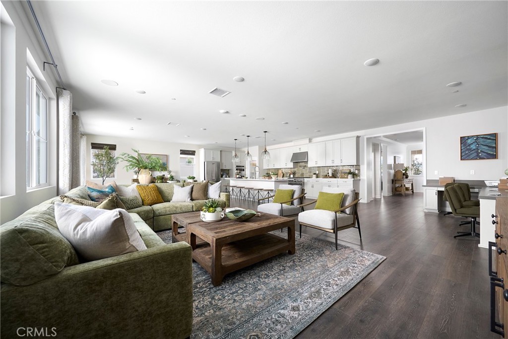 11576 Saddleback Drive