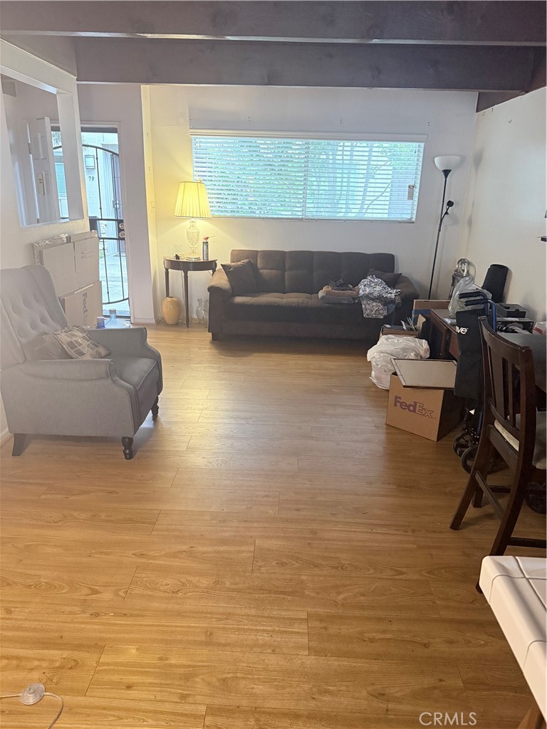 4040 Grand View 65