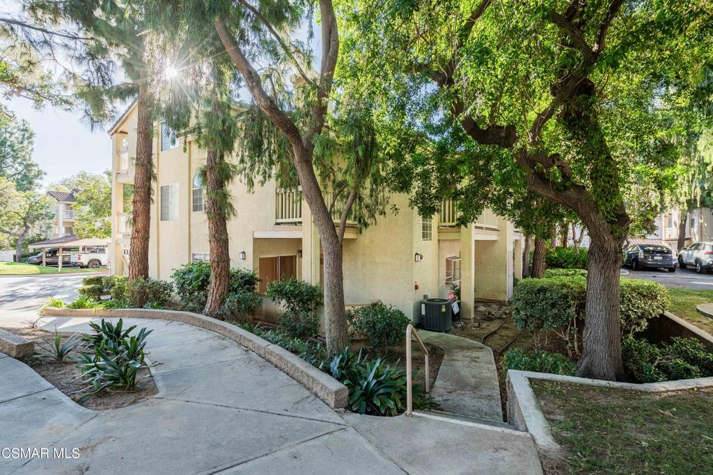 Shadow Ridge-833 - 833 - Residential