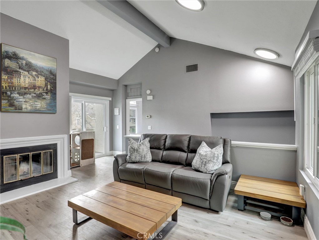 Expressions (RNE) - Residential