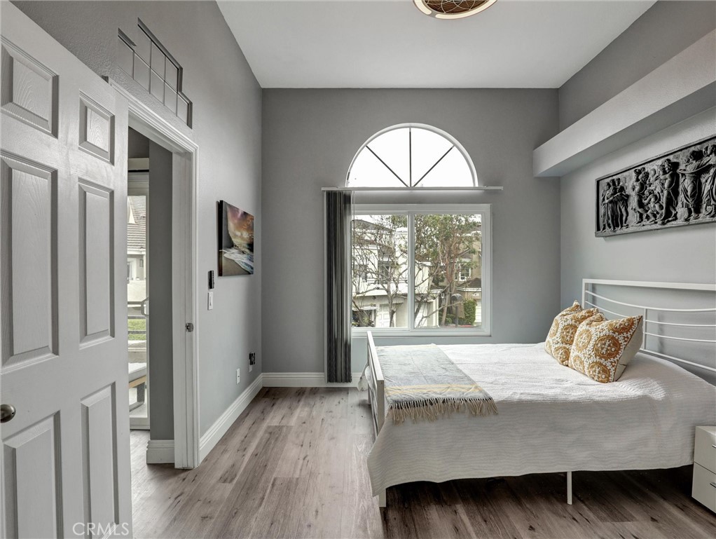 Welcome to this beautifully remodeled carriage unit in the heart of Laguna Niguel—a turnkey 1-bedroom, 1-bathroom home offering both modern sophistication and exceptional convenience. Tucked away in a peaceful and private location within the community, this upper-level unit lives large with vaulted ceilings and an open-concept layout that creates an airy, light-filled atmosphere.
Every inch of this home has been thoughtfully updated—from the designer lighting and fresh paint to the new shaker-style cabinetry, stainless steel appliances, and quartz countertops in the kitchen. A sleek stainless exhaust hood, single-basin sink, and stylish fixtures elevate the culinary space. The bathroom boasts a modern walk-in shower, elegant vanity, and updated fixtures, creating a spa-like retreat.
Included are in-unit washer/dryer and refrigerator that are nearly brand new! Don't worry about parking, just steps from your front door is a detached 1-car garage and plenty of guest parking throughout the community. A cozy front patio space provides the perfect spot to relax and to enjoy the Southern California sunshine. Rest assured that the community re-piped in 2017.
Located in the highly desirable neighborhood, Expressions, at Rancho Niguel, the best price in the community, this home offers easy access to association pool, the 73 Toll Road and I-5 Freeway, making commuting a breeze. Enjoy being just minutes from Costco, Target, top-rated schools, world-class beaches, shopping at The Shops at Mission Viejo and a plethora of dining options.
Ideal for those seeking a low-maintenance lifestyle with upscale finishes in a central Orange County location—You'll want to put this on your must-see list!