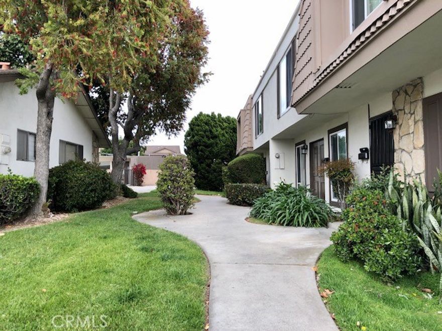 * Spacious 4-bedroom, 3.5 bath townhome in Paradise Manor Community.* 

Main unit: Open living/dining area, granite kitchen counters, gas range, dishwasher, and laminate flooring downstairs. Upstairs has 3 bedrooms and 2 updated bathrooms, including a master suite with walk-in closet and new dual-sink vanity. Fresh paint and new LVP floors upper level.

Detached studio/4th bedroom: Above the garage with kitchenette, full bath, and walk-in closet - ideal for home office, in-laws, or guests.

Private courtyard connects the home to a 2-car garage. One guest parking permit included. Laundry hookups in garage.

Community amenities: 2 pools and playground.

Tenant pays water, gas, and electricity. HOA and trash included in rent. Refrigerator, washer, and dryer not included. No central AC. 

Great location near 405 Freeway, Costco, South Coast Plaza, Mile Square Park, and schools.

Available immediately. Accept RentSpree application for adults over 18 in the same household.