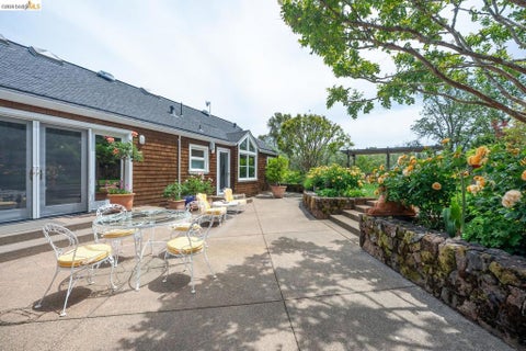 Tiny photo for 3369 Westside RD RD, Healdsburg, CA 95448 (MLS # 41151570)