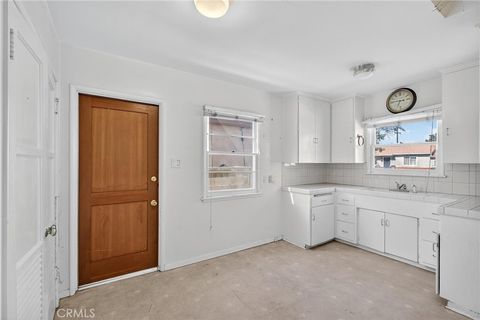 Tiny photo for 5340 W 122nd St, Hawthorne, CA 90250 (MLS # SB25239903)