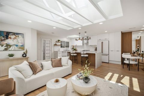 3253 San Amadeo P Laguna Woods CA 92637