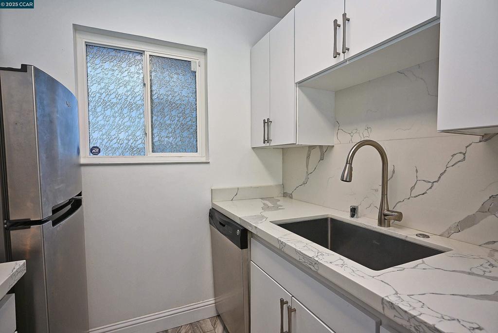 LAKEVIEW - Residential