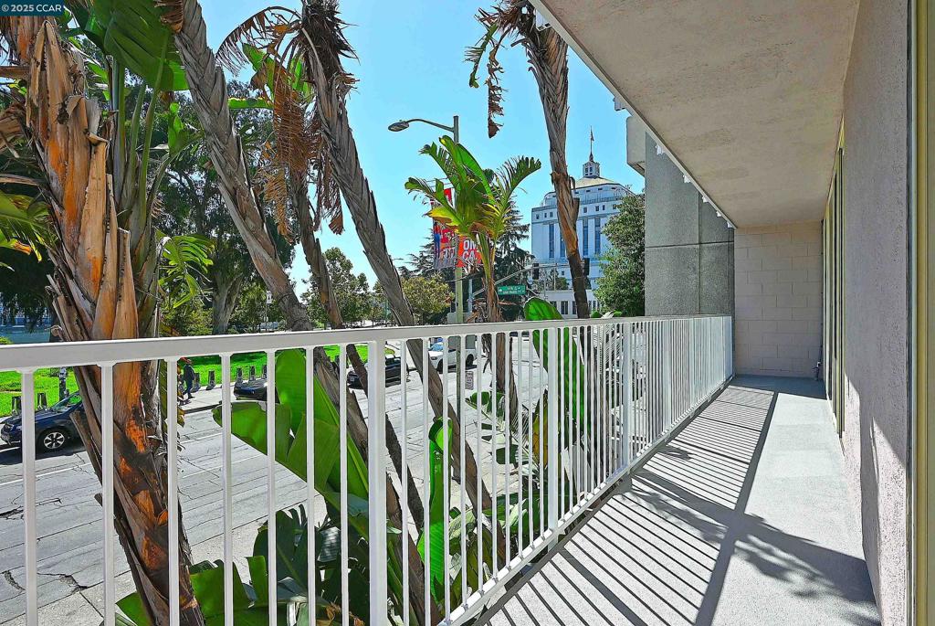 LAKEVIEW - Residential