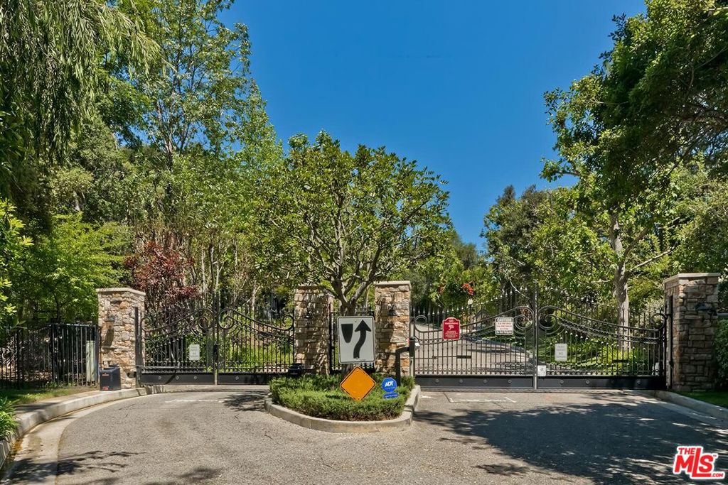 Properties 2 11971 Lockridge Road