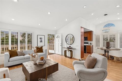 127 Huntington Irvine CA 92620