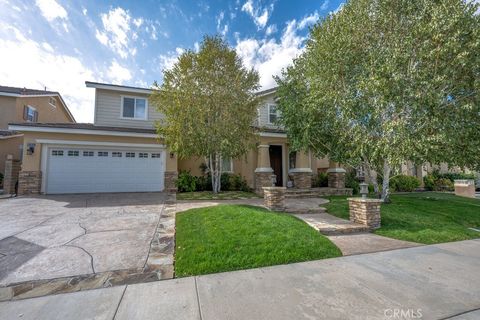 24030 Via Vizcaya Valencia CA 91354