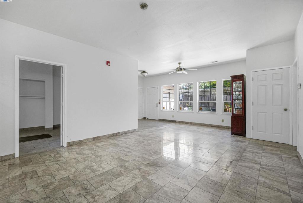 PARKMEAD - Residential