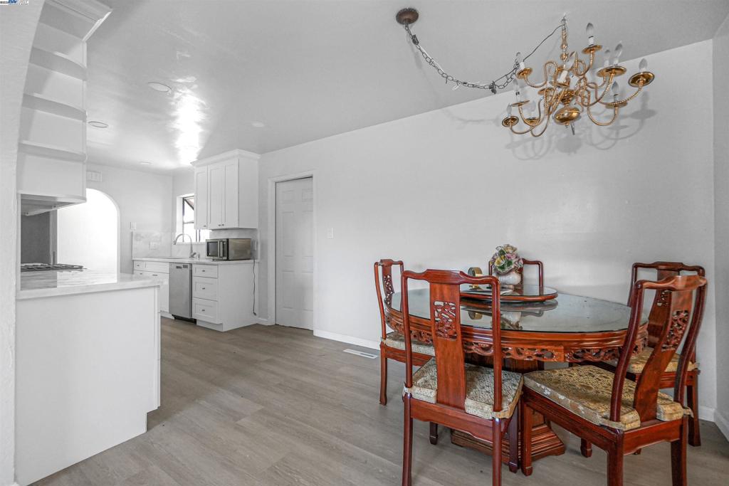 PARKMEAD - Residential