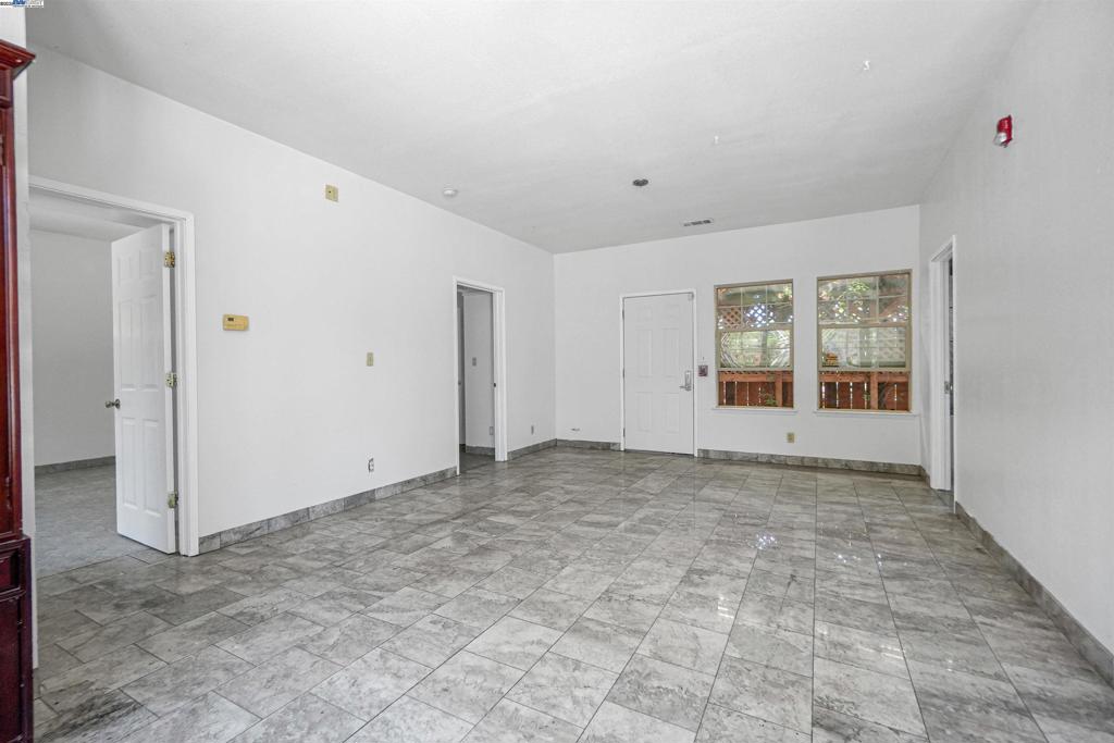 PARKMEAD - Residential