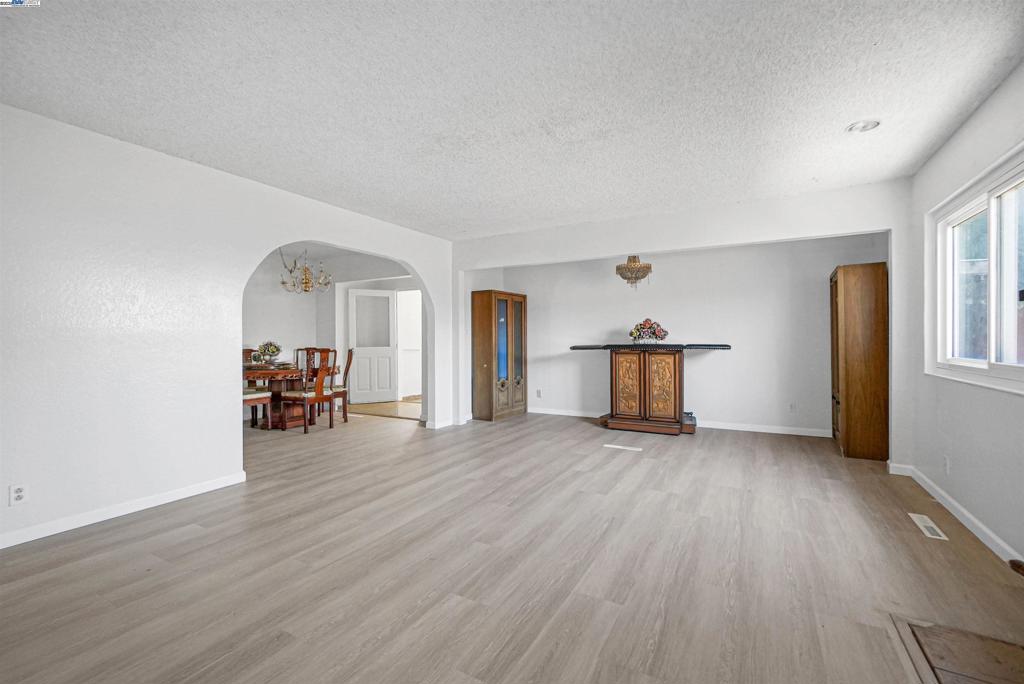 PARKMEAD - Residential