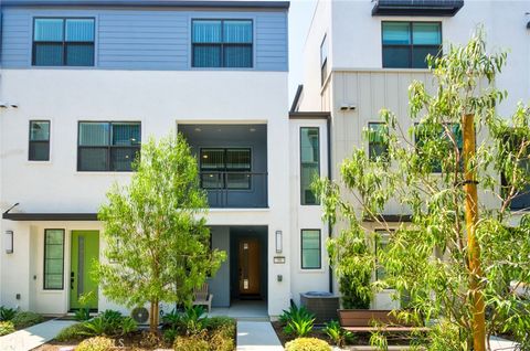 Photo of 944 N Divino Privado, Ontario, CA 91764 (MLS # TR25278046)