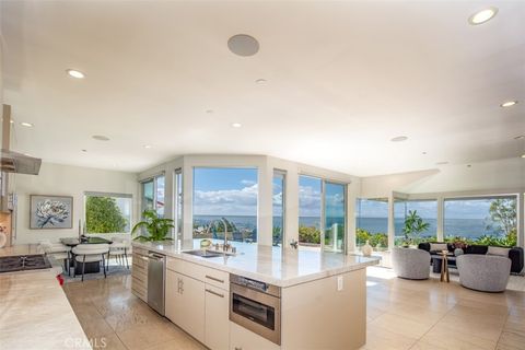 Photo of 2615 Temple Hills Dr, Laguna Beach, CA 92651 (MLS # OC25241954)