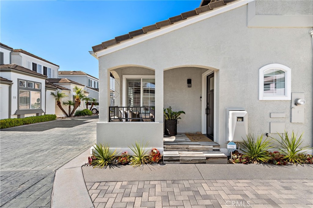 700 Lido Park Drive 33