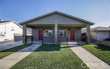 Photo of 626 N Dalton AVE, Azusa, CA 91702 (MLS # DW26148895)