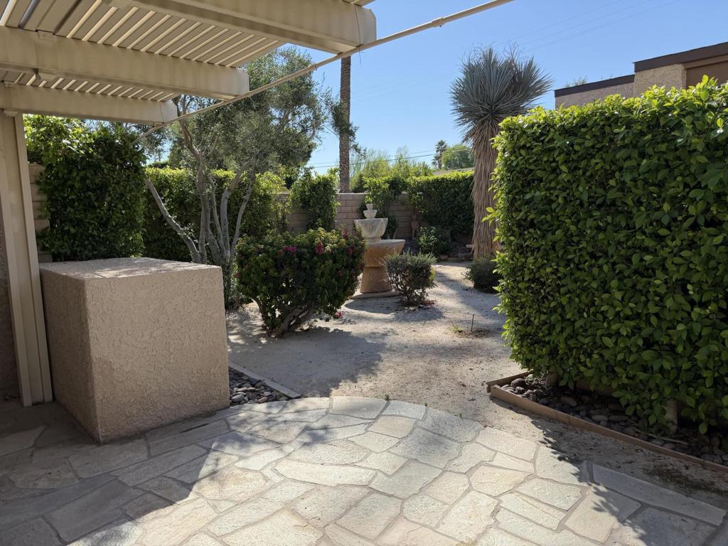 74229 Catalina Way