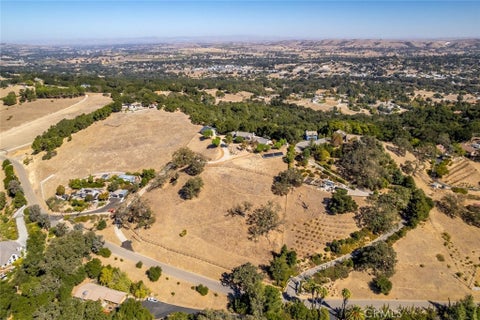 Tiny photo for 2755 San Fernando RD, Atascadero, CA 93422 (MLS # SC26231807)