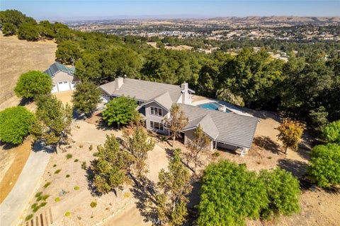 Photo of 2755 San Fernando RD, Atascadero, CA 93422 (MLS # SC26231807)