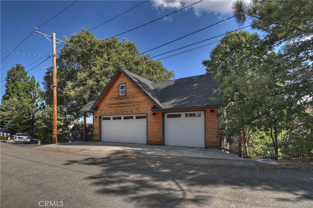 Arrowhead Woods (AWHW) - Residential Lease