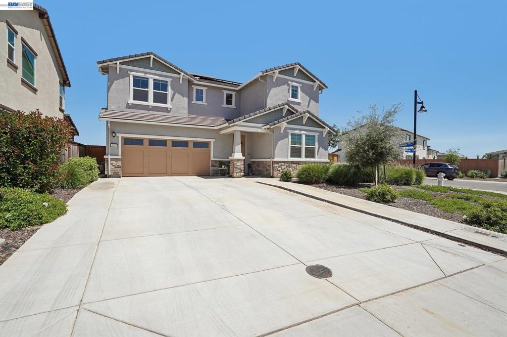 4013 Mirecourt cir