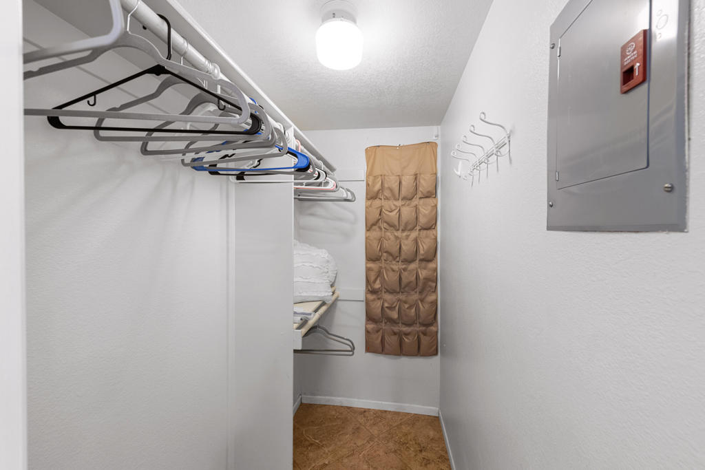 Casa Verde - Residential Lease
