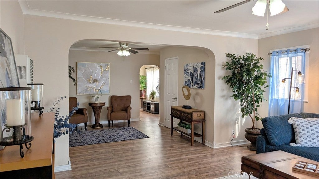 Photo of 3854 Arlington Avenue, Los Angeles, CA 90008 (MLS # TR26140567)