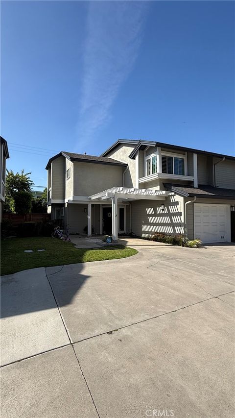 Photo of 175 Admiral Way Way #20, Costa Mesa, CA 92627 (MLS # NP26065859)