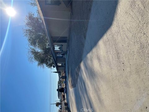 16043 Juniper Hesperia CA 92345