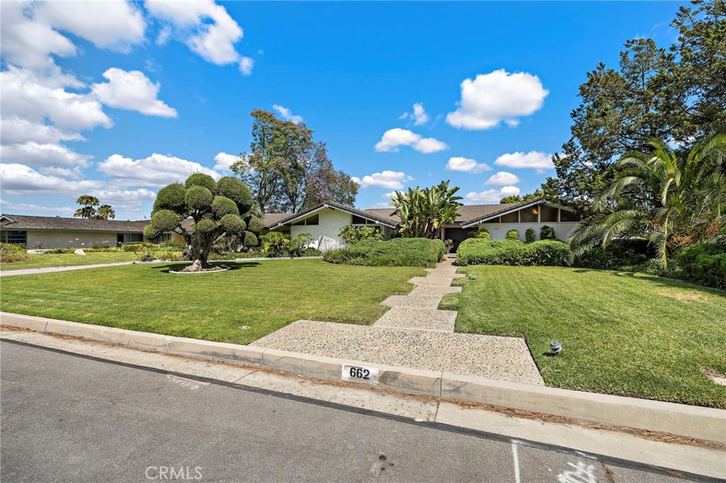 662 Catalina Road