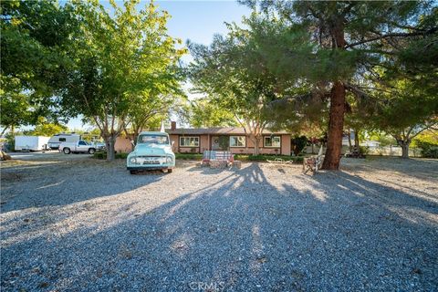 18303 Westlawn Street Hesperia CA 92345