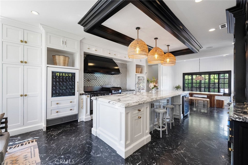 3812 Calle Tiburon