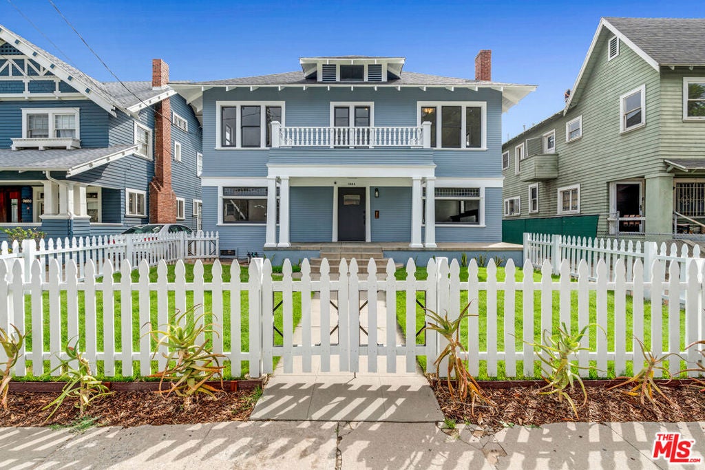 1804 Roosevelt Avenue