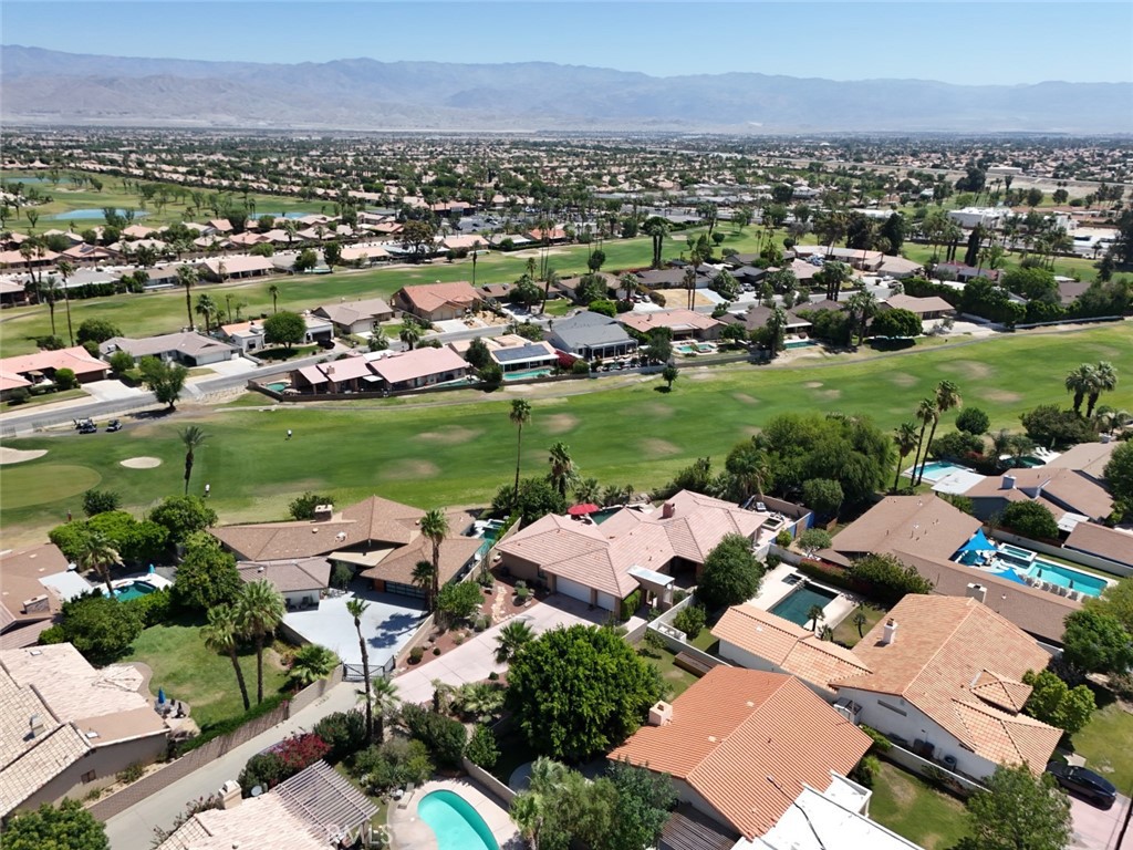 46274 Roadrunner Lane