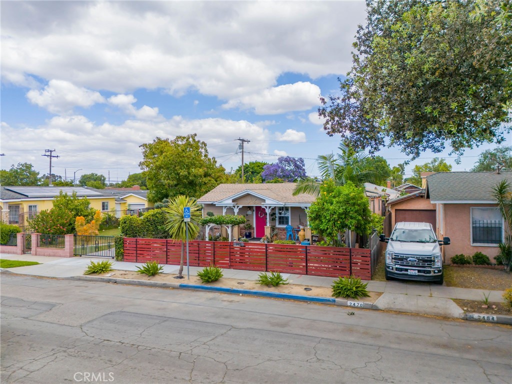 2470 Hayes