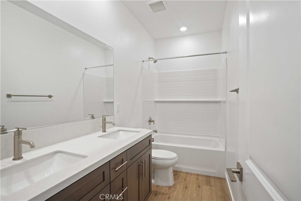 3254 Garnet Lane