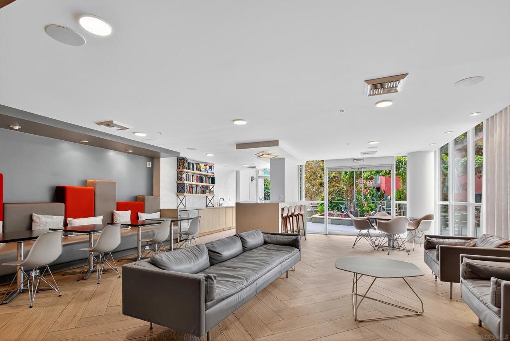 Downtown - Residential Lease