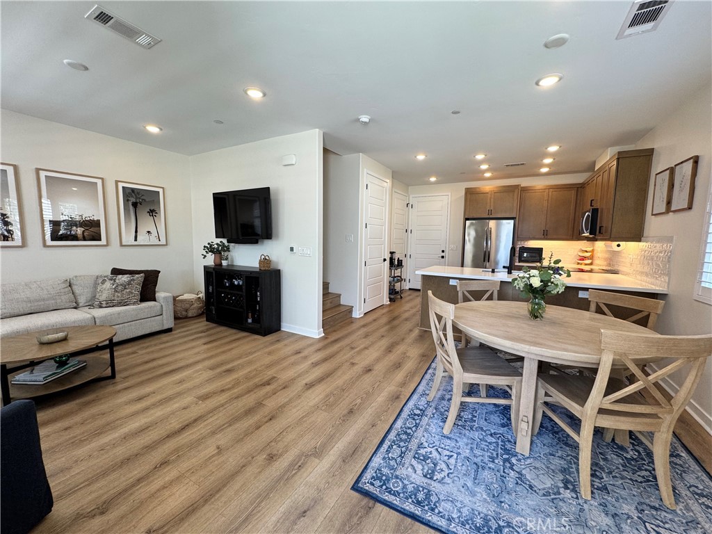 905 Madonna Road 41