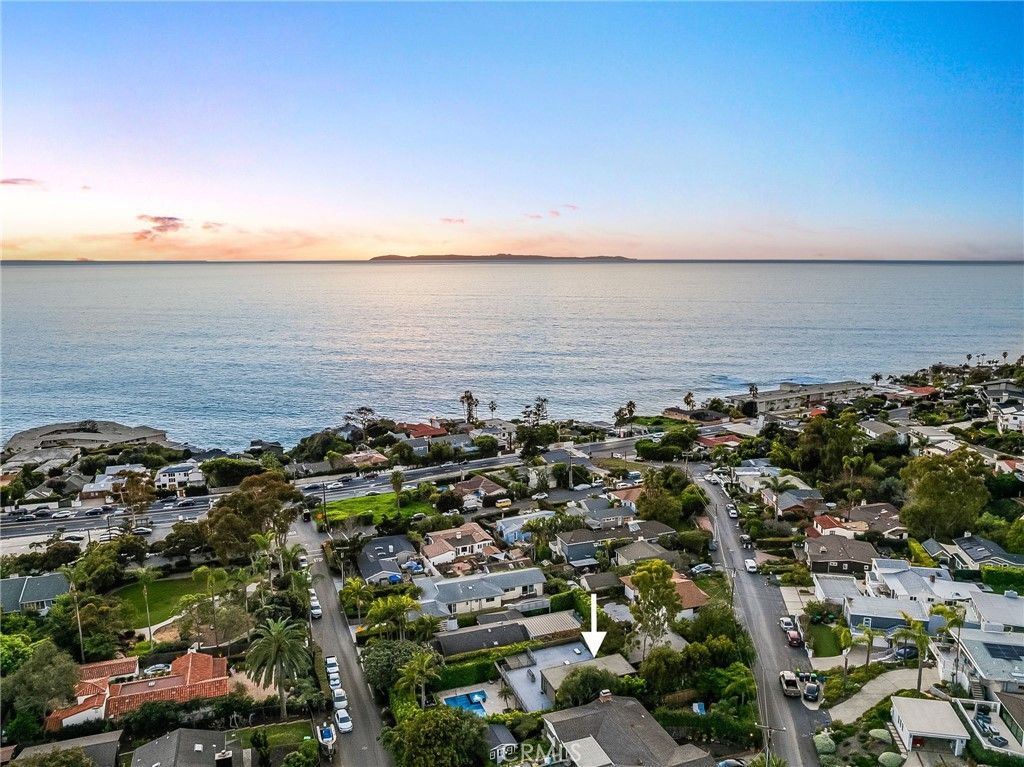 Photo of 31511 West Street, Laguna Beach, CA 92651 (MLS # LG26044724)