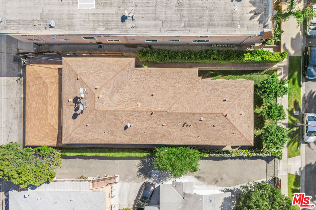 14643 Friar Street 6