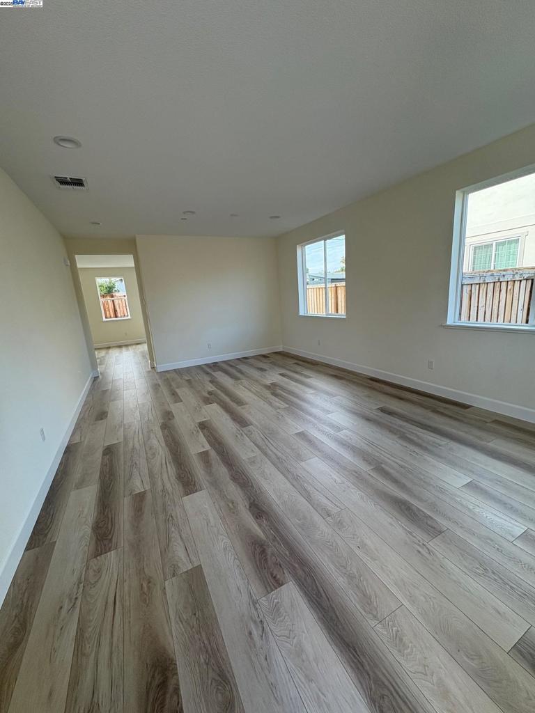 FAIRFIELD - Residential