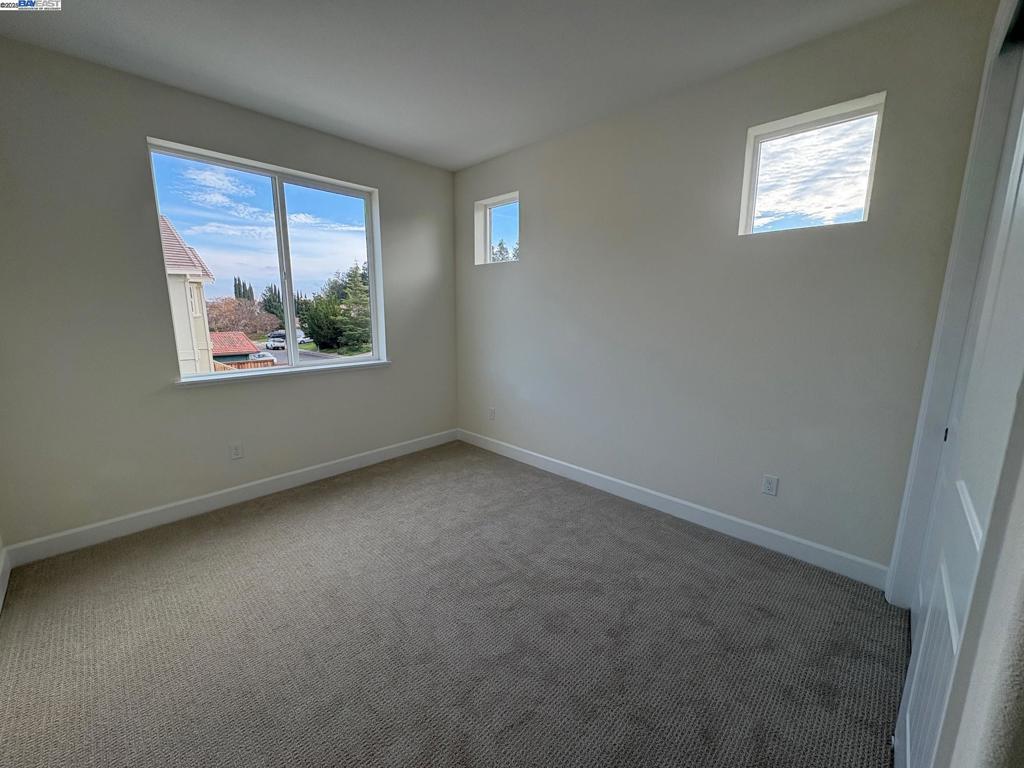 FAIRFIELD - Residential