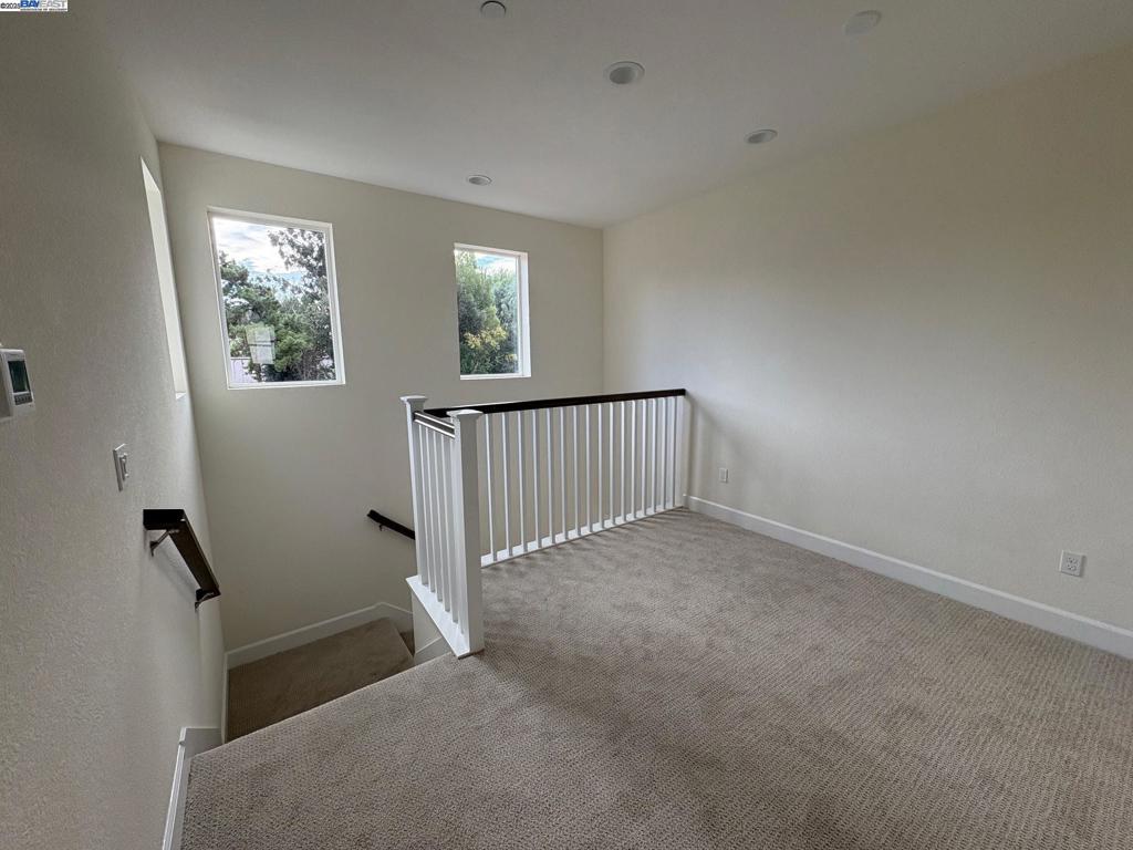 FAIRFIELD - Residential