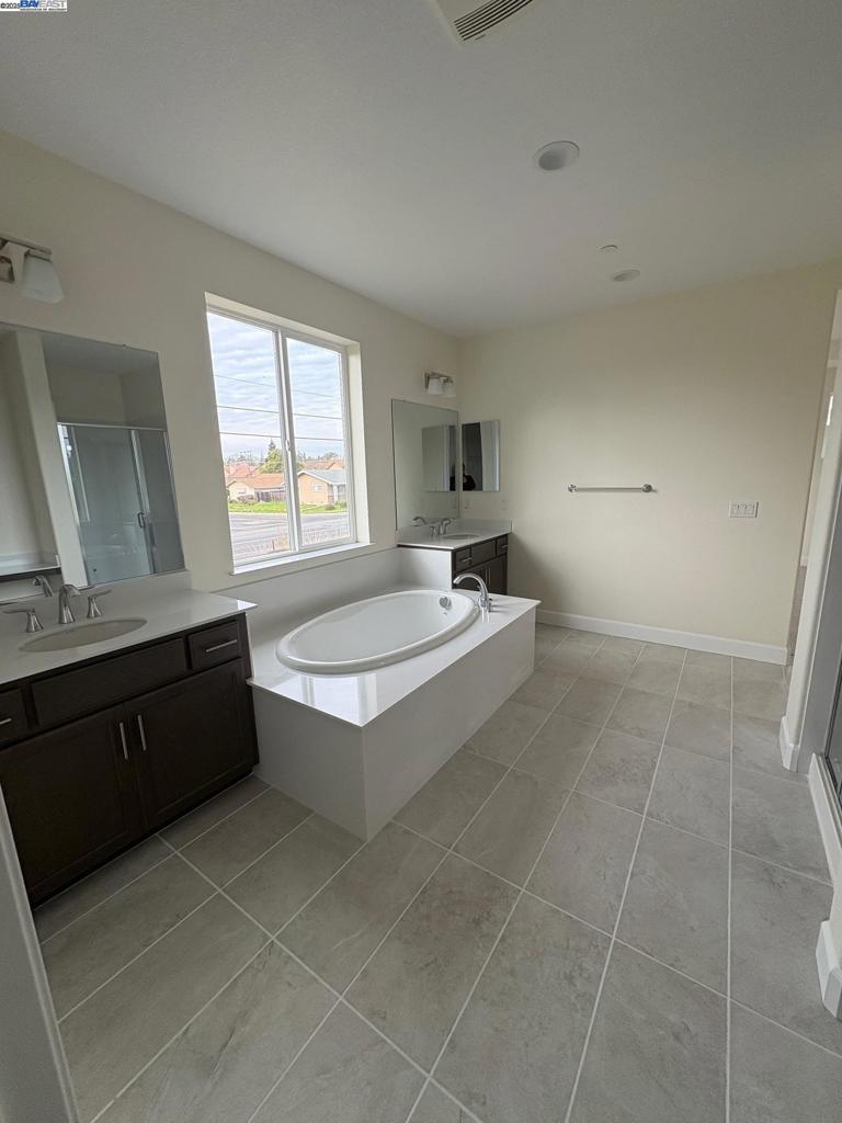 FAIRFIELD - Residential