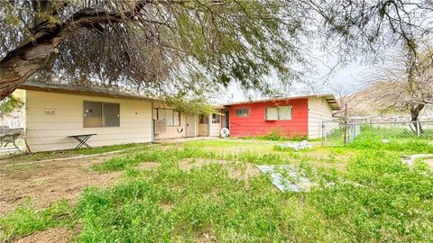 Photo of 84647 5th Street, Trona, CA 93562 (MLS # SR25087632)