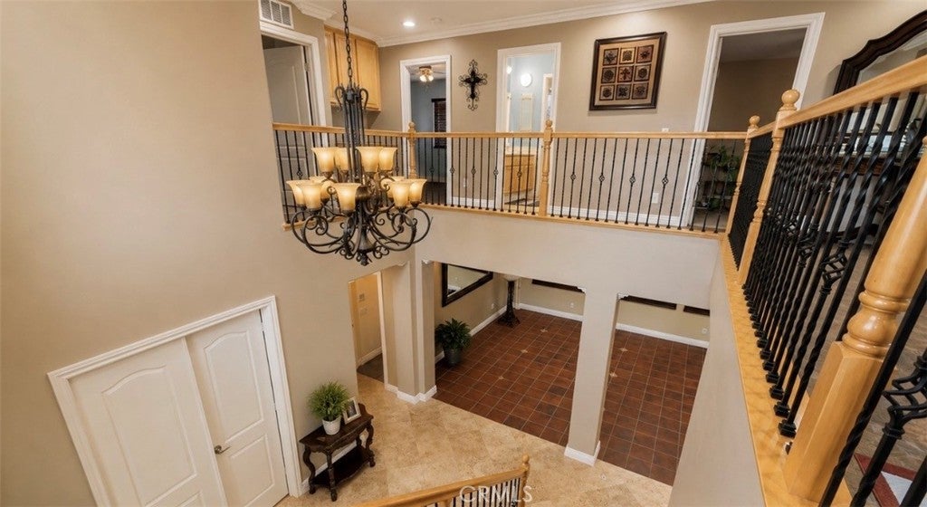 3002 Muir Mountain