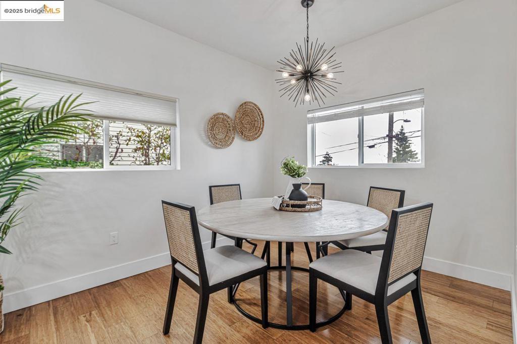 OAK KNOLL - Residential